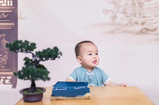 大竹宝宝喊肚子疼怎么回事